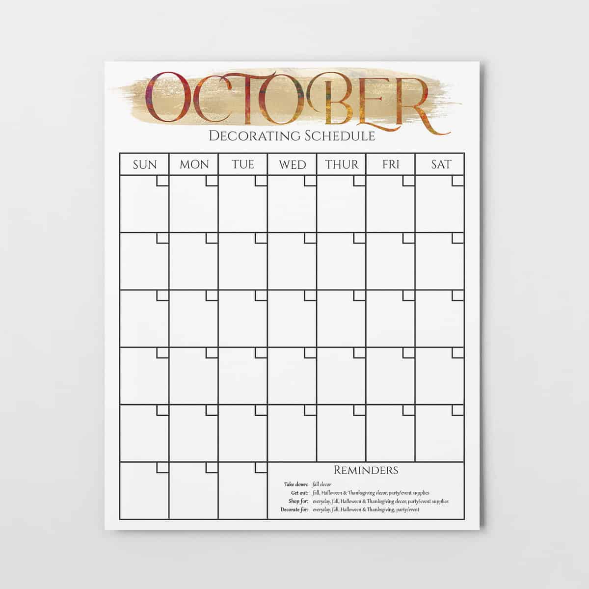 When should you put up holiday decorations? Make seasonal & holiday decor prep simple with this printable seasonal decor planner. The perfect decorating calendar/checklist/schedule for Christmas, Halloween, July 4th, etc. Includes inventory sheets, storage box tags, decor layout plan, decorating ideas for each month & more!