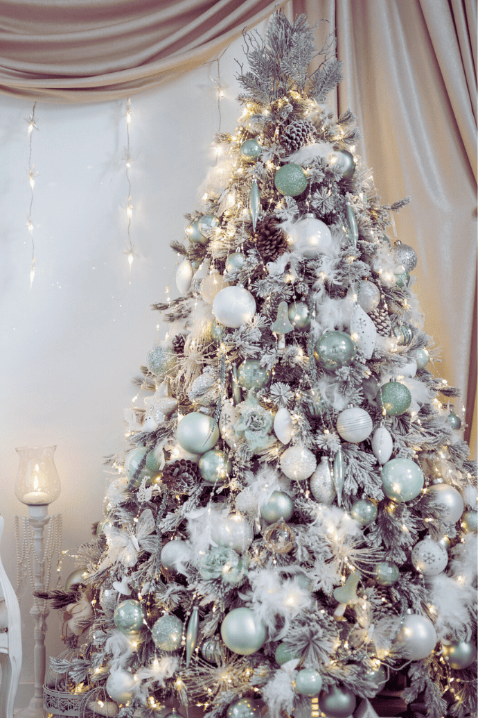 Winter Wonderland Christmas Tree Ideas For A Beautiful Snowy Look